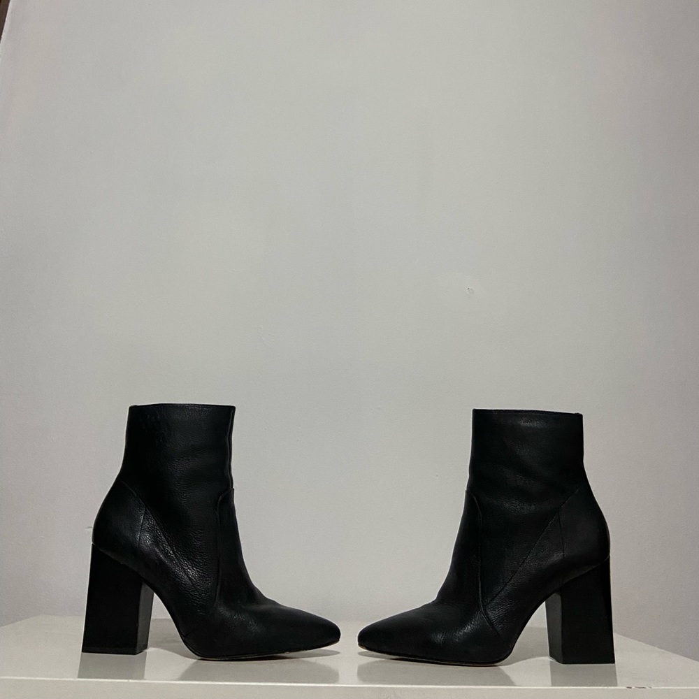 Vince Camuto black heeled boots. Real leather. Size 8. - Picture 13 of 14
